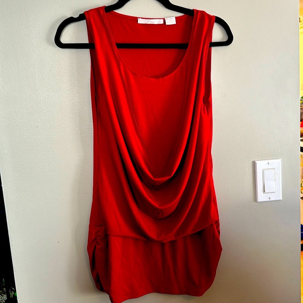 Poet Sleeveless Top ♥️